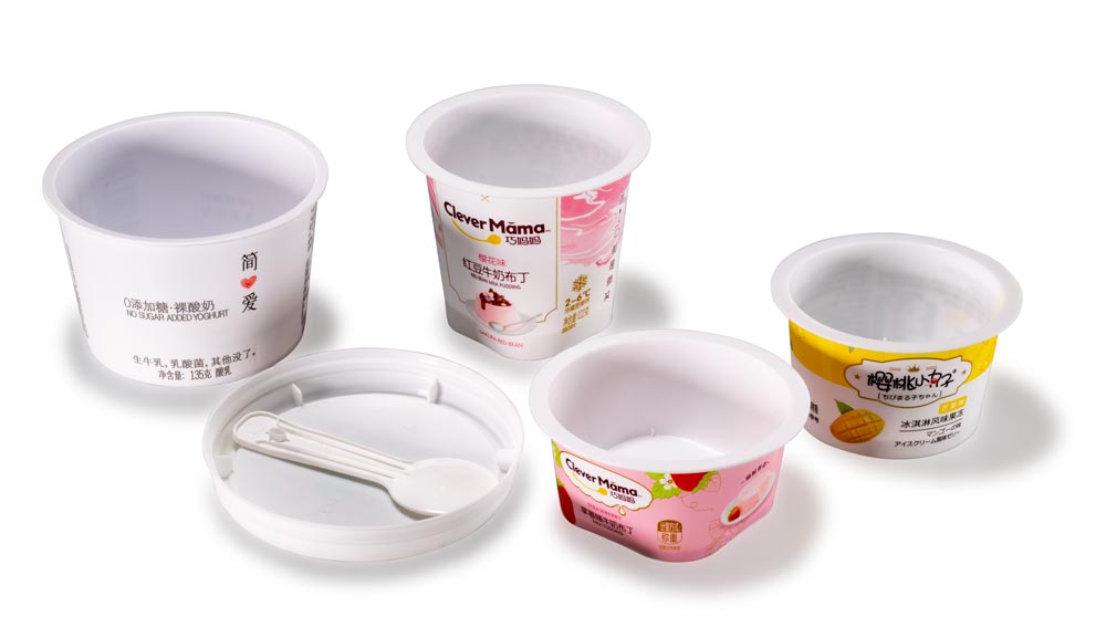 Yogurt IML plastic container
